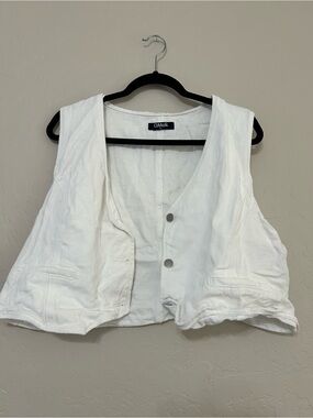 White Cotton Snap-Front Crop Vest